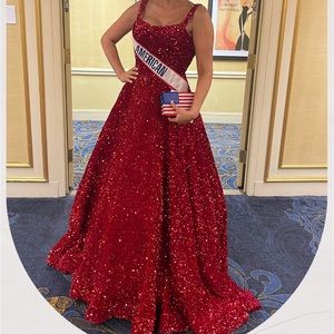 Sherri Hill Ball gown